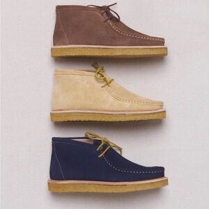 WILDBUNCH beige suede Wally shoes, size 11 *as is